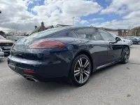 Used Porsche Panamera 300 HP (220 kW) 2013 Blue Hatchback