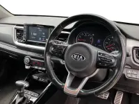 Used Kia Stonic Advance 120 HP (88 kW) 2019 White SUV