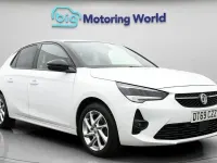 Używany Vauxhall Corsa SRi 101 KM (74 kW) 2020 Biały Hatchback