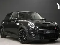 Używany Mini Cooper S Classic 2020 Czarny Hatchback