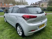 Used Hyundai i20 SE 100 HP (73 kW) 2015 Silver Hatchback