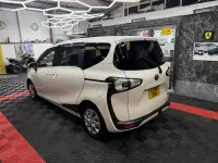 Used Toyota Sienta 2017 White MPV