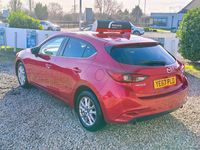 Used Mazda 3 120 HP (88 kW) 2017 Red Hatchback