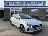 Used Hyundai i20 Premium 100 HP (73 kW) 2022 Silver Hatchback