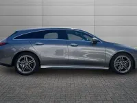 Usado Mercedes CLA180 Executive 136 CV (100 kW) 2025 Azul Berlina