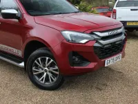 Used Isuzu D-Max 2025 Red Pickup