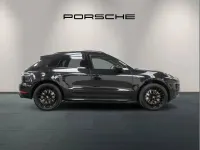 Used Porsche Macan 434 HP (319 kW) 2019 Black SUV