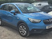 Used Vauxhall Crossland X 81 HP (59 kW) 2018 Blue SUV