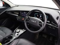 Used Kia Niro 139 HP (102 kW) 2022 Orange SUV