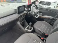Used Dacia Sandero Expression 90 HP (66 kW) 2023 White Hatchback