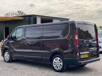 Used Renault Trafic 2020 Silver MPV