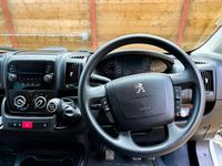 Second-hand Peugeot Boxer S 120 CP (88 kW) 2020 Argintiu Van
