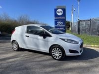 Used Ford Fiesta 2016 White Van