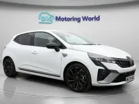 Used Renault Clio V Esprit Alpine 145 HP (106 kW) 2024 White Hatchback