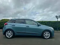 Used Hyundai i20 Premium SE 100 HP (73 kW) 2017 Blue Hatchback