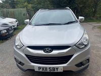Second-hand Hyundai ix35 Premium 115 CP (84 kW) 2011 Argintiu SUV