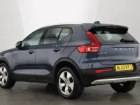 Used Volvo XC40 Momentum 163 HP (119 kW) 2022 Metallic  denim blue SUV