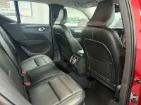 Used Volvo XC40 Inscription 197 HP (144 kW) 2020 Red SUV
