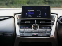Used Lexus NX300h Luxury Line 195 HP (143 kW) 2016 Silver SUV