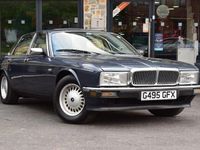Used Daimler Sovereign 235 HP (172 kW) 1989 Blue Sedan