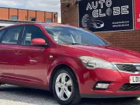 Used Kia Ceed 113 HP (83 kW) 2012 Red Hatchback