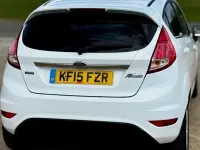 Used Ford Fiesta Titanium 101 HP (74 kW) 2015 White Hatchback