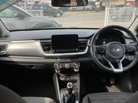 Usado Kia Stonic 101 CV (74 kW) 2024 SUV