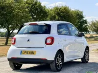 Used Smart ForFour Prime 90 HP (66 kW) 2019 Hatchback