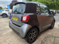 Begagnad Smart ForTwo Coupé Premium 71 HK (52 kW) 2018 Svart Sportkupé