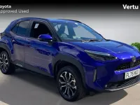 Used Toyota Yaris Hybrid Design 116 HP (85 kW) 2025 Juniper blue (metallic paint) Estate