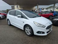 Used Ford S-MAX Titanium 2015 White MPV