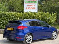 Usado Ford Focus ST-Line 140 HP (102 kW) 2017 Azul Citadino