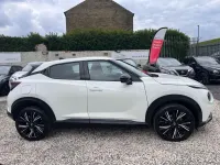 Usado Nissan Juke Acenta Premium 114 HP (83 kW) 2025 Branco SUV