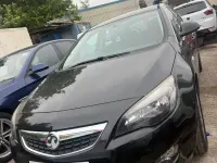 Second-hand Vauxhall Astra SRi 2012 Negru Hatchback