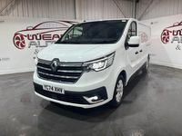 Usado Renault Trafic 150 HP (110 kW) 2024 Branco Monovolume