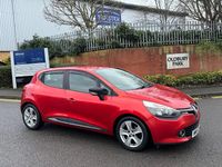 Usado Renault Clio IV Expression+ 2015 Rojo Utilitario