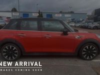 Used Mini Cooper Exclusive 134 HP (98 kW) 2019 Orange Hatchback