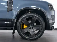 Usado Land Rover Defender SE Dynamic 2022 Azul SUV