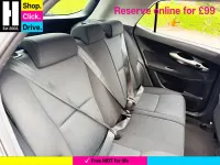 Usado Toyota Auris 124 HP (91 kW) 2009 Prateado Citadino