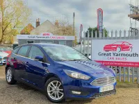 Used Ford Focus Zetec 125 HP (91 kW) 2015 Blue Hatchback