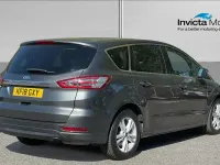 Usado Ford S-MAX Titanium 150 HP (110 kW) 2018 Cinzento Monovolume