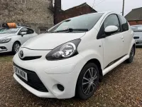 Used Toyota Aygo 2014 White Hatchback