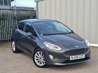 Used Ford Fiesta Titanium 100 HP (73 kW) 2018 Grey Hatchback
