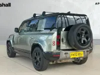 Usado Land Rover Defender Dynamic 404 HP (297 kW) 2023 Verde SUV