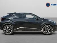 Begagnad Toyota C-HR Design 122 HK (89 kW) 2023 SUV