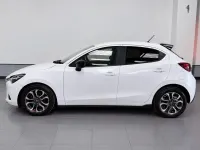 Used Mazda 2 Inclusive 90 HP (66 kW) 2016 White Hatchback