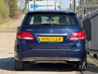Used Mercedes B180 Executive 109 HP (80 kW) 2017 Blue MPV