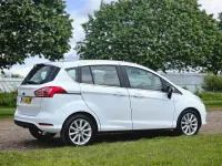 Used Ford B-MAX Titanium 105 HP (77 kW) 2016 White MPV