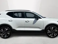 Used Volvo XC40 Plus 194 HP (142 kW) 2025 White SUV