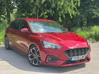 Used Ford Focus ST-Line X 120 HP (88 kW) 2019 Red Hatchback
